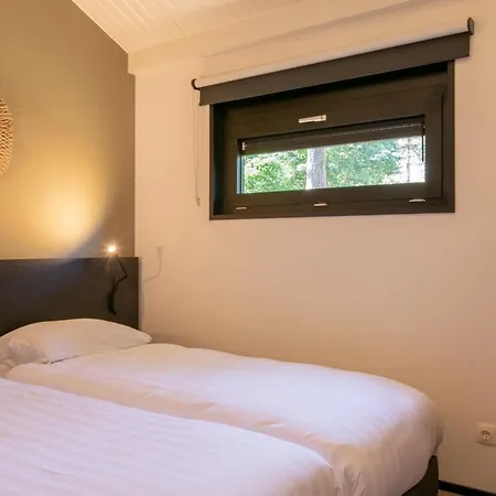 Modern With Air Conditioning, On A At 12 Km From Eindhoven Mierlo